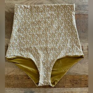 Reversible, high-waisted swim bottoms. Size M. June Loop.
